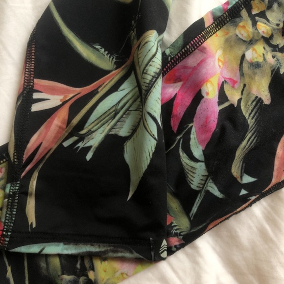 Fun legging bundle!! - Picture 8 of 8